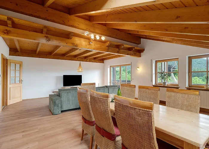 別荘 Felsenland Idyll