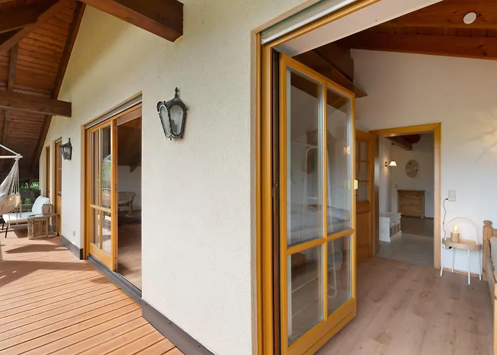 別荘 Felsenland Idyll